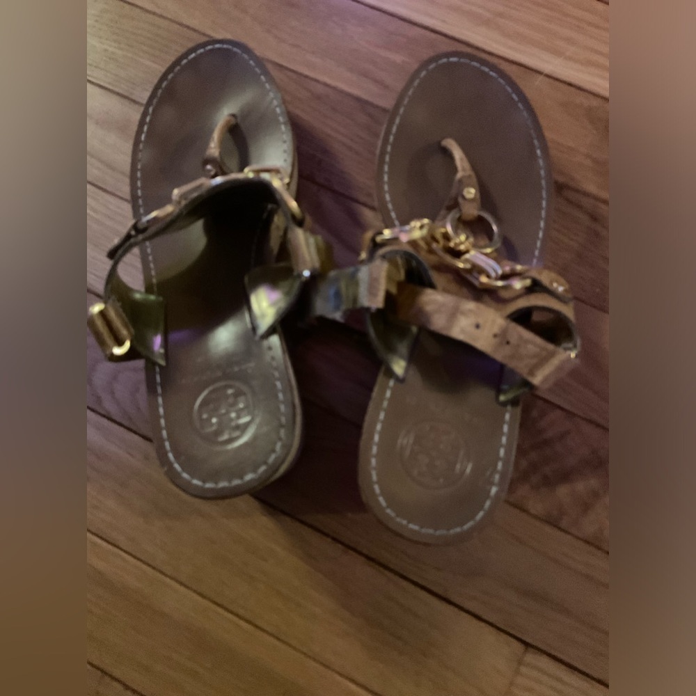 Tory Burch gold chain linked brown leather cork wedges size 7